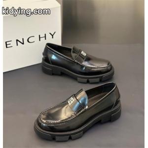 2026新品☆ ジバンシー コピーブランド ブーツコピーgi...