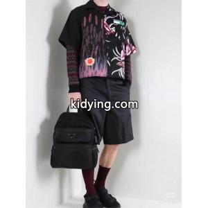 シンプル で エレガントな スクエアバック メンズ ブラック 人気商品 prada ブランド コピー プラダ ブランド コピー コピーkidying268nGnui