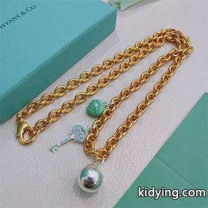 華やか印象 ゴールドトーン チャーム コピーブランド tiffany&Co ティファニー コピーブランド コピー ネックレス 特別感kidying26Knimqa