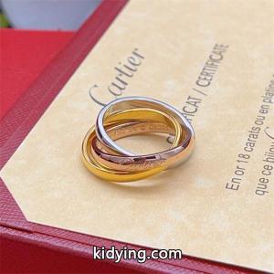 トリニティカラー 重なりデザイン リング クラシック cartier コピーブランド カルティエ コピーブランド コピーkidying268XLrGj