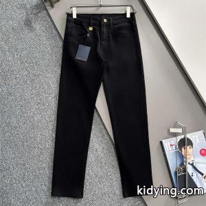 LOUIS vuitton コピーブランド ルイヴィトン コピーブランド コピー 大人仕様 モード系 クール ブラック スリムパンツkidying26WP5jue