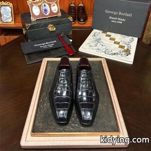Berluti ベルルッティ コピー 高級感 艶感 クロコ型押し 2026新作 シューズkidying26byuCGr