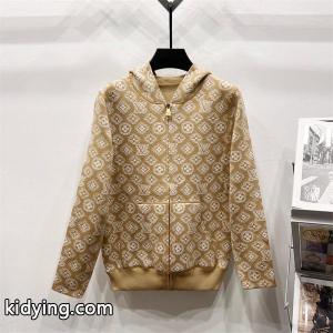 視線集中 LOUIS vuitton コピー ルイヴィトン コピー コピー ジップフーディ 数量限定 2026新作コーデkidying26Wb0baa
