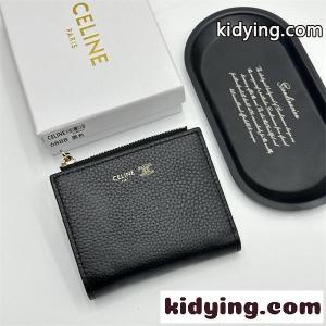 レディース celine スーパーコピー セリーヌ スーパーコピー スーパー コピー 二つ折り財布 シボレザー コンパクト設計 上品モデルkidying260rO9Hr