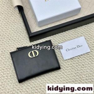 dior スーパーコピー ディオール スーパーコピー スーパーコピー レディース フラグメントケース ゴールドロゴ レザー仕様 洗練kidying26DGHvae
