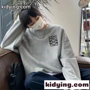 数量限定 loewe ブランド コピー ロエベ ブランド コピー コピー スウェット ワンポイント 2026新作コーデkidying26eaSnyu