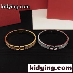 Vロゴ シグネチャー クリスタル パヴェバングル ヴァレンティノ スーパーコピー ブレスレット 偽物kid26D0zmam