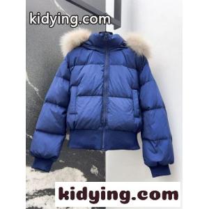 フェンディ コピーブランド ダウンジャケット コピー ファー付き ショートダウンジャケット ブルーkid26PfCK5v
