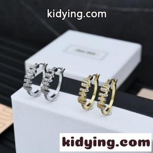 洗練された エレガント フープピアス ミュウミュウ コピー イヤリング 偽物kid26KDaWDa