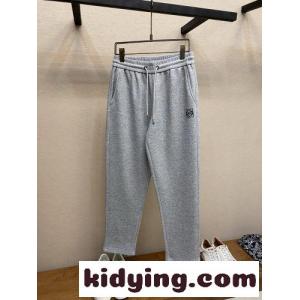 合わせやすい アナグラム スウェットパンツ ロエベ コピー パンツ 偽物 グレーkid26bOryua