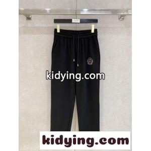 DGエンブレムパッチ 裏起毛 スウェットパンツ ドルチェ&ガッバーナ スーパーコピー パンツ 偽物 ブラックkid26eGDSjm