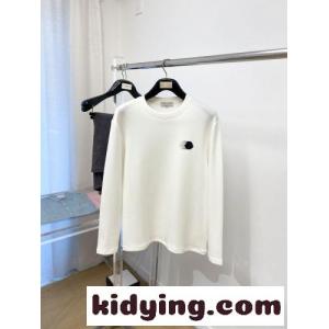 シンプル 合わせやすい クルーネック 長袖Tシャツ モンクレール コピー Tシャツ 偽物 ホワイトkid260LXXfq
