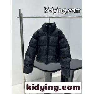 モノグラム ショートダウンジャケット バレンシアガ コピー ダウンジャケット コピー ブラックkid26PbWDGr