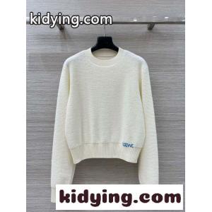 洗練された 上品 ロゴ クルーネック ロエベ スーパーコピー セーター コピー ベージュkid26uOPzKD