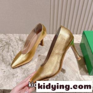 目を引く エレガント ポインテッドトゥ ボッテガ・ヴェネタ パンプス コピー ゴールドkid26HHXzSz