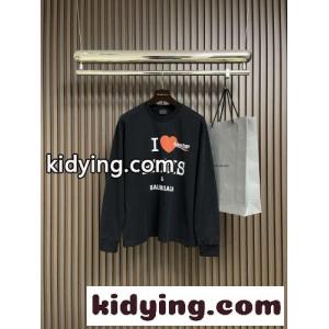 スタイリッシュ ロゴプリント 長袖Tシャツ バレンシアガ コピーブランド Tシャツ 偽物 コットン ブラックkid26qqmSTf