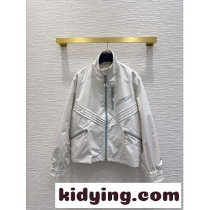 テクニカルリップストップパーカ ルイ・ヴィトン ジャケット コピー マウンテンパーカーkid26iCqeKn
