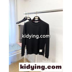 定番 お洒落 長袖Tシャツ トムブラウン コピーブランド Tシャツ 偽物 クルーネック ブラックkid261v05De