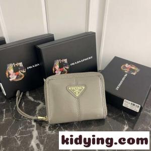 シンプル 上品 コンパクト コインケース プラダ コピーブランド 財布 コピー ユニセックス グレーkid26KXH1fe