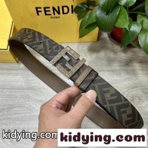 フェンディ ブランド コピー ベルト 偽物 合わせやすい FFスクエアベルト リバーシブルkid26uCKDSD
