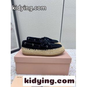スエードxラフィア デッキシューズ ミュウミュウ コピー シューズ コピー ブラックkid26fyeKPD