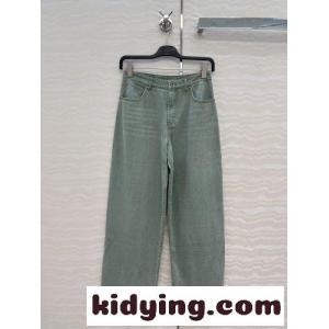 定番 カジュアル デニムパンツ ロエベ スーパーコピー ジーンズ コピー 合わせやすいkid26WP5rCq
