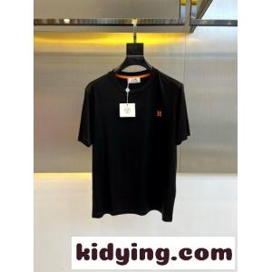 シンプル ロゴ刺繍 クルーネック 半袖Tシャツ エルメス ブランド コピー Tシャツ 偽物 ブラックkid260Hzmma