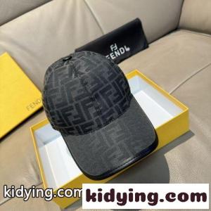 上品 お洒落 フェンディ スーパーコピー キャップ 偽物 FF総柄 ベースボールキャップ ブラックkid26fy0H9n