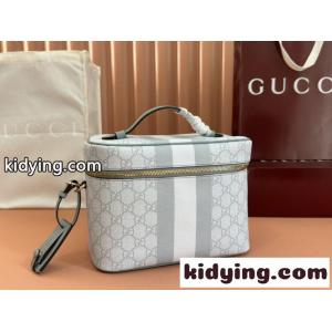 モダンな魅力☆グッチ ブランド コピー オフィディアGG ミディアムトラベルバッグ スーパーコピー 811489kid26qWXzau