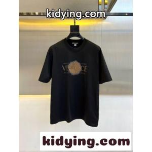 お洒落 ヴェルサーチ スーパーコピーェ Tシャツ 偽物 ロゴ入り 半袖Tシャツ コットン ブラックkid26Cay8fa