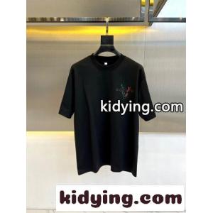 バックプリント ロエベ コピーブランド Tシャツ 偽物 クルーネック 半袖Tシャツ ブラックkid26aiO1Xf