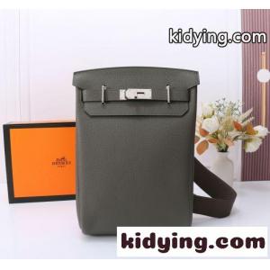 hermes コピー 大人気 ユニセックス エルメス コピー アッカド ショルダーバッグ スーパーコピーkid26DGH1na