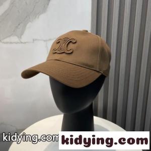 大人気 トリオンフ ベースボールキャップ セリーヌ コピー キャップ 偽物 ユニセックス ブラウンkid26iemiSv