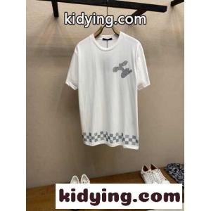 エンベリッシュドショートスリーブクルーネック ルイ・ヴィトン Tシャツ スーパーコピーkid26viOfKD