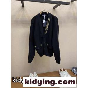 エンブロイダリー シグネチャーカーディガン ルイ・ヴィトン ニット スーパーコピーkid268L9H1f