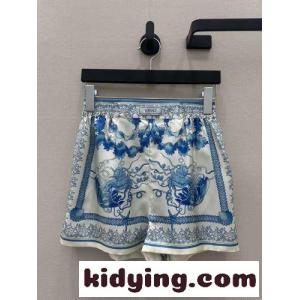 ヴェルサーチ コピーェ パンツ コピー レディース プリント シルク ショートパンツkid26TniO9f