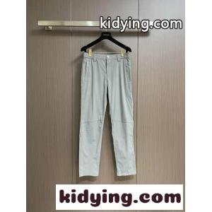 洗練された 上品 ロングパンツ プラダ コピー パンツ コピー メンズ ズボン グレーkid26DSLDyC
