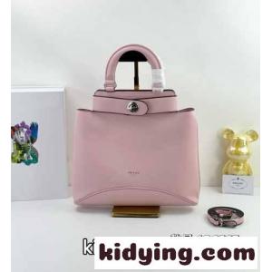 新作♪prada コピーブランド エチュード ミディアム レザーバッグ プラダ コピーブランド バッグ コピー ピンクkid26GLHvyy