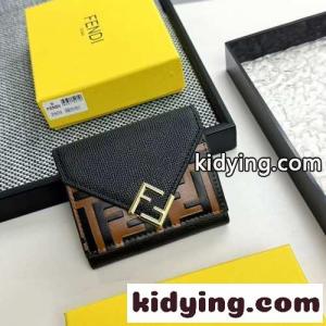 フェンディ スーパーコピー 財布 スーパーコピー 人気 コンパクト 三つ折り財布 ウォレットkid2645Pfee