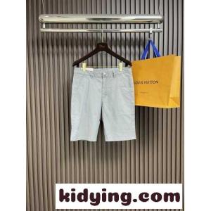洗練された シンプル ショートパンツ プラダ コピー パンツ コピー メンズ ショーツ グレーkid26XXn0Xz