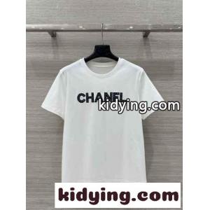 シャネル ブランド コピー Tシャツ コピー クルーネック シンプル ロゴ入り コットン 半袖Tシャツkid26Xz4D4v