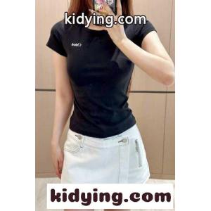 シンプル コンパクト コットン 半袖Tシャツ クロエ Tシャツ スーパーコピー ブラックkid26C8j0ne