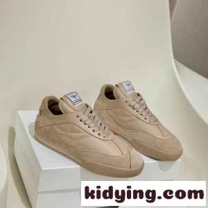 人気 おしゃれ CHLOÉ KICK スニーカー スーパーコピー レザー＆スエード ベージュkid2649v0ru