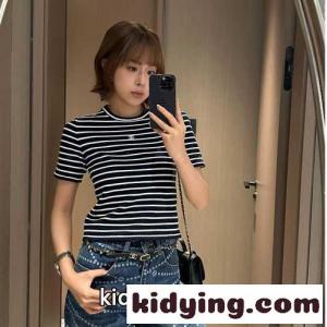 洗練された コットン 半袖Tシャツ シャネル コピー Tシャツ コピー クルーネックkid261reCmC