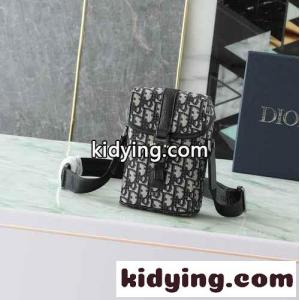 dior コピー Hit the Road バーティカル フラップ付き メッセンジャーバッグ ミニ スーパーコピー ベージュkid26qu05Lr