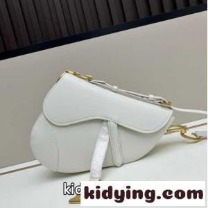ディオール ブランド コピー Saddle ストラップ付き ソフトバッグ ミディアム コピー ホワイトkid26DmO5nq
