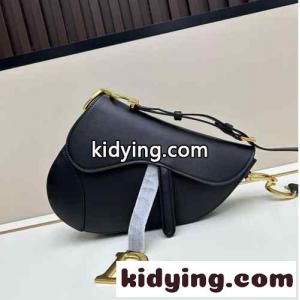 ディオール コピー Saddle ストラップ付き ソフトバッグ ミディアム コピー ブラックkid26miiy0D