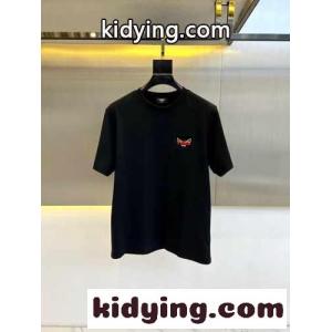 シンプル 合わせやすい 半袖Tシャツ フェンディ コピーブランド Tシャツ コピー クルーネック ブラックkid26CSvOTD