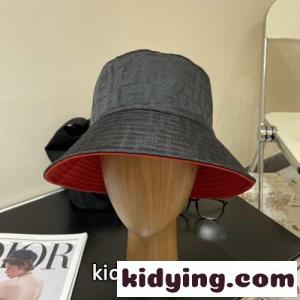 FF リバーシブルバケットハット フェンディ ブランド コピー キャップ コピー 帽子 ブラックkid265vKrWb