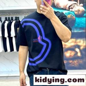 目を引く カジュアル ロゴ 半袖Tシャツ モンクレール コピーブランド Tシャツ コピー ブラックkid26b4vyuu
